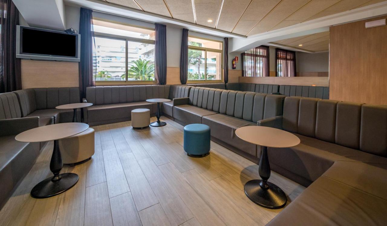 Golden Avenida Family Suites 4* Salou Bagian luar foto