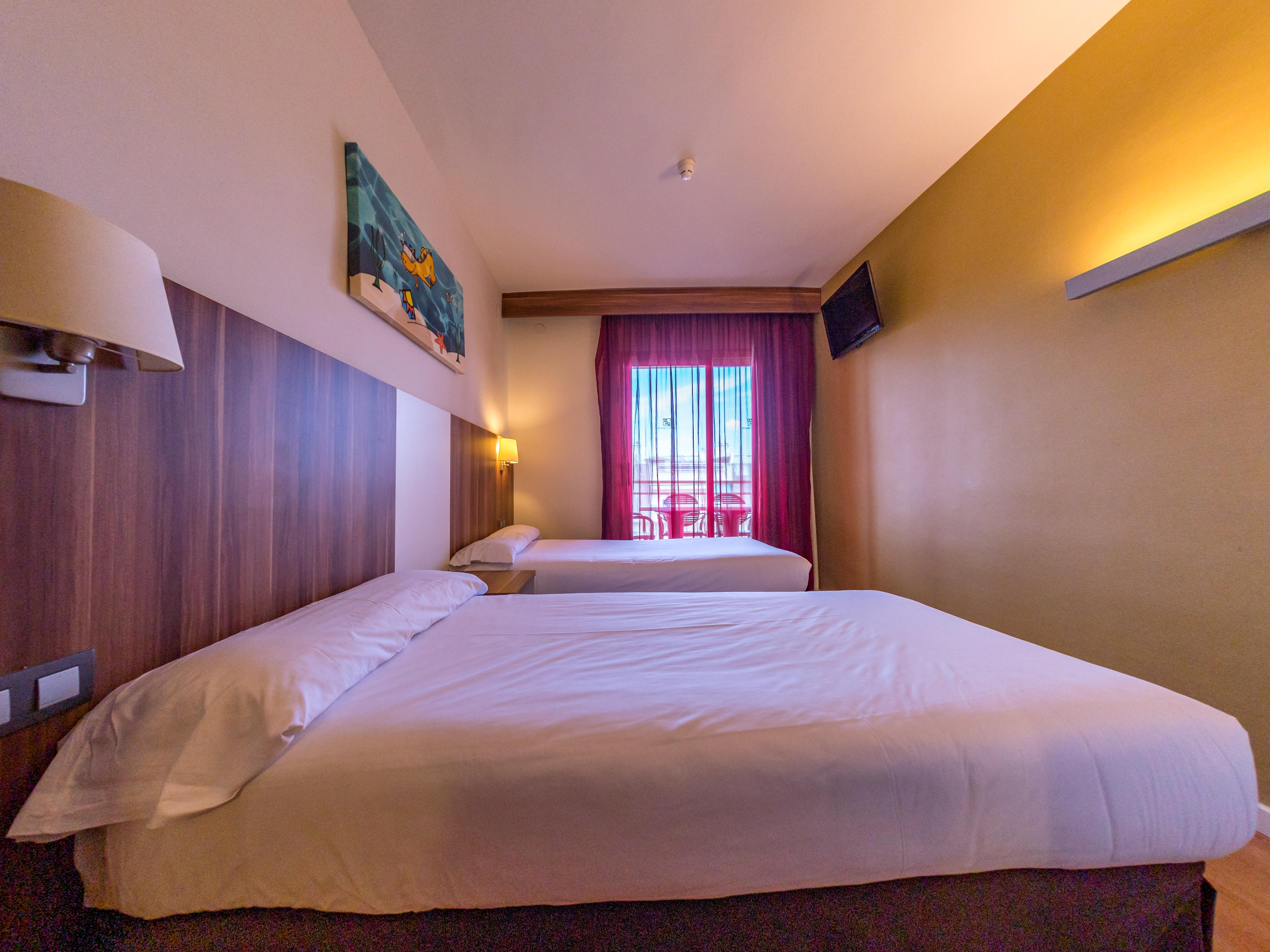 Golden Avenida Family Suites 4* Salou Bagian luar foto