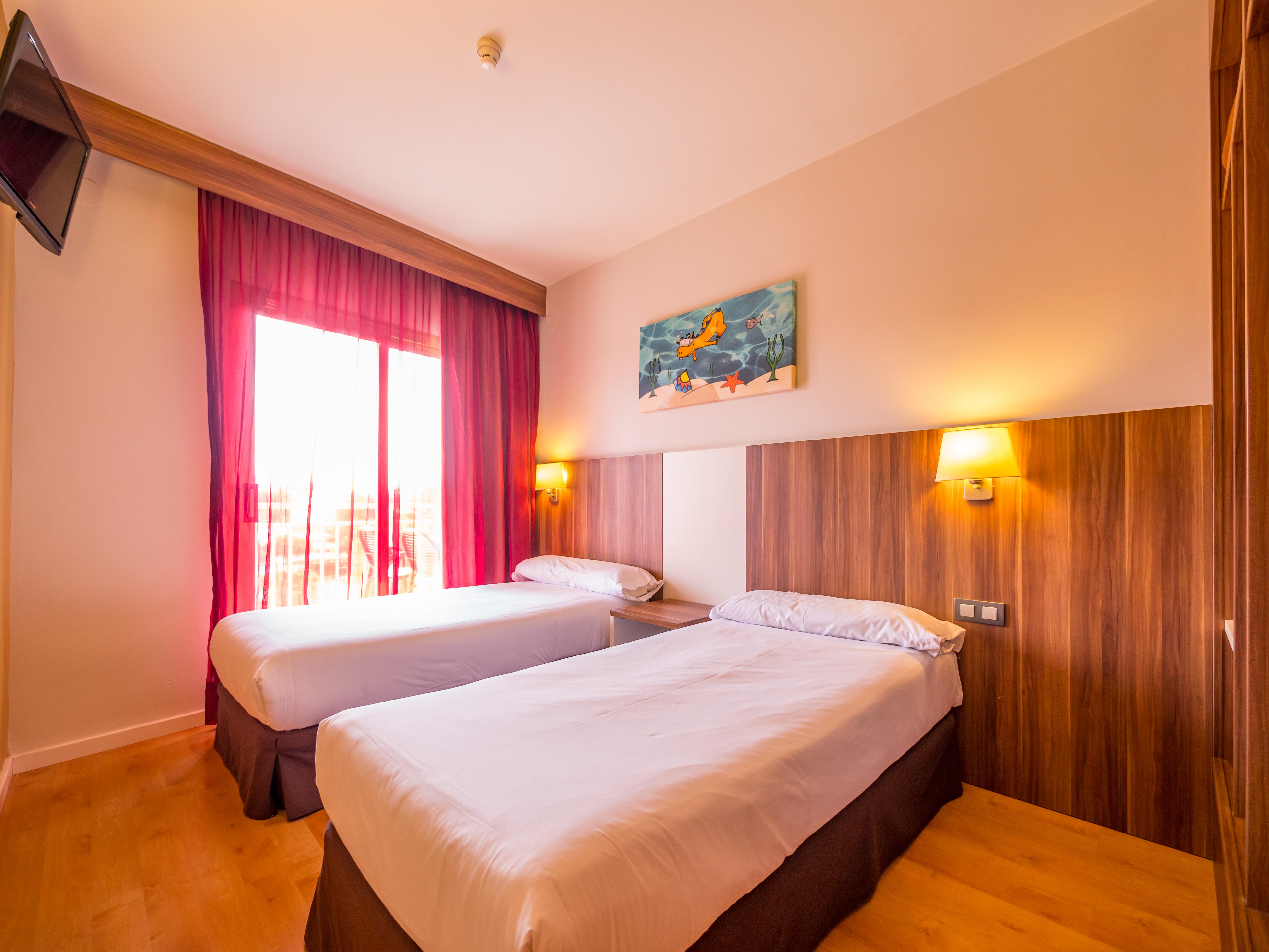 Golden Avenida Family Suites 4* Salou Bagian luar foto