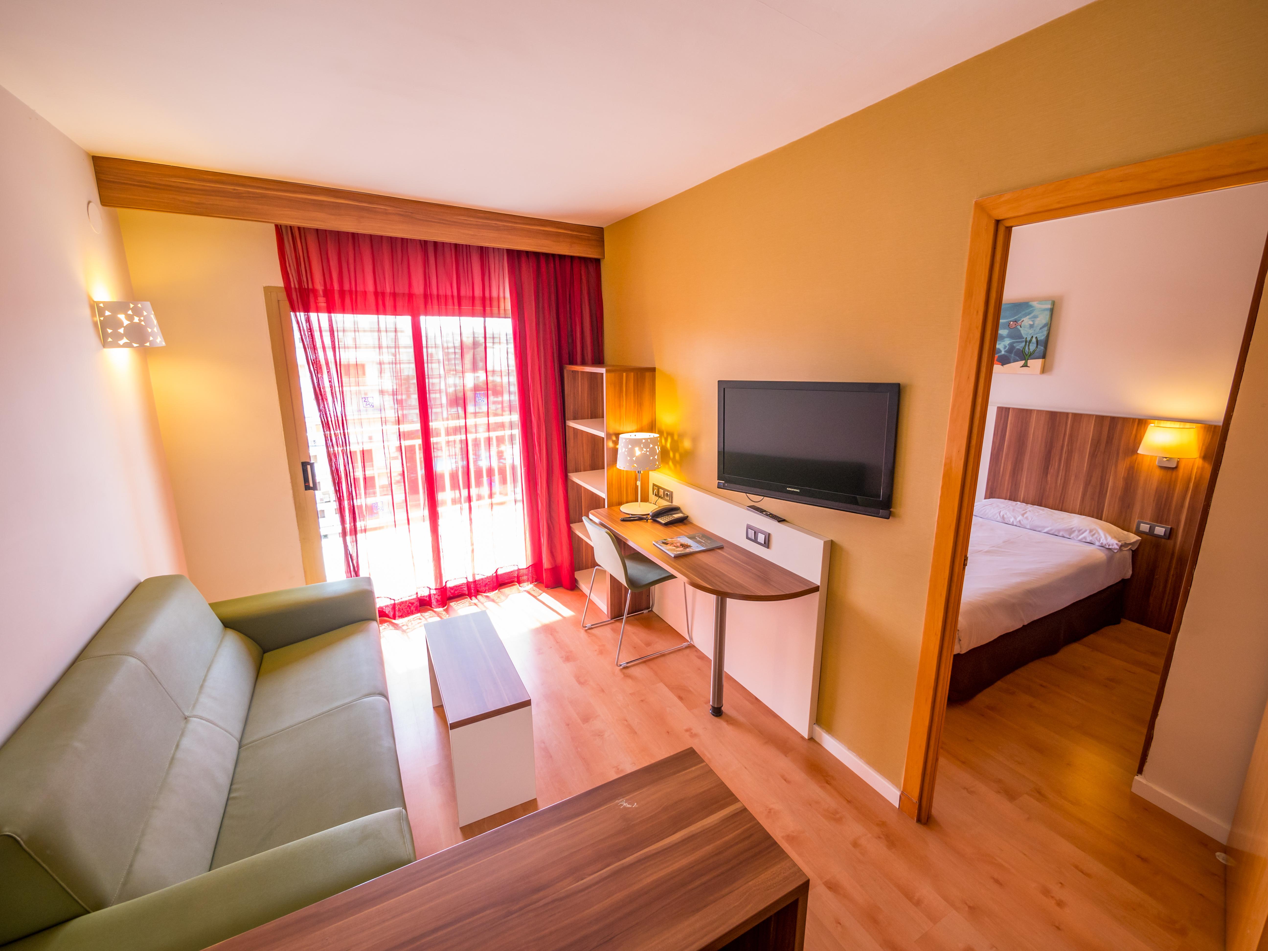 Golden Avenida Family Suites 4* Salou Bagian luar foto
