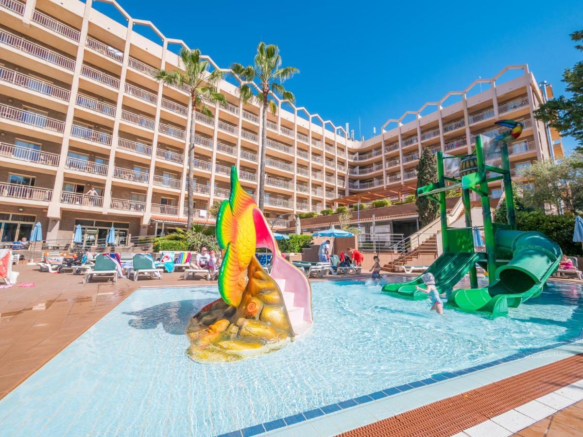 Golden Avenida Family Suites 4* Salou Bagian luar foto